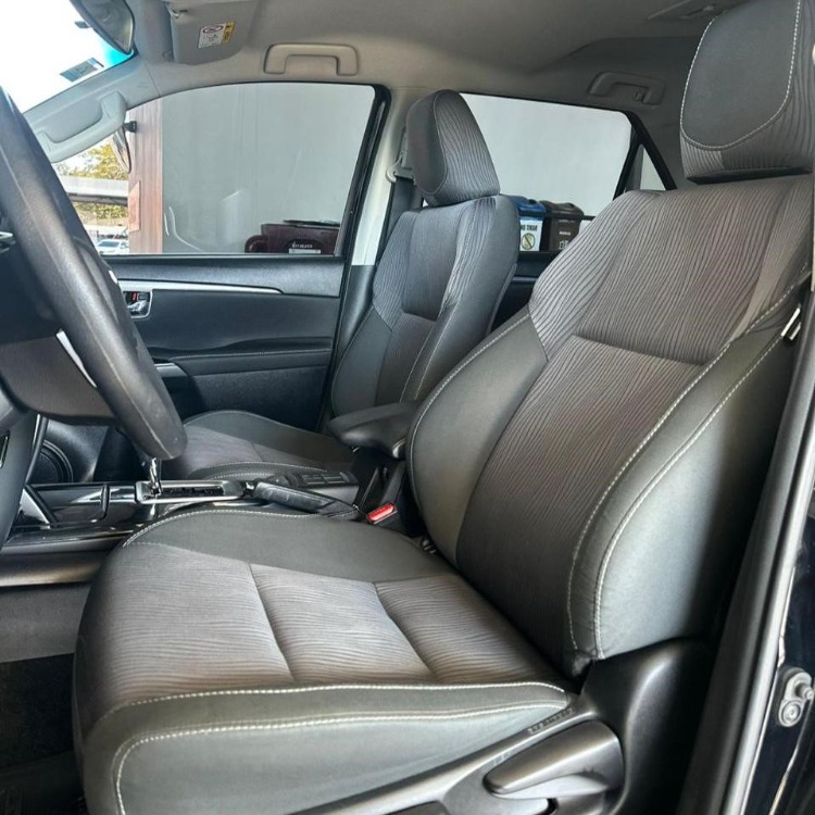 Toyota Fortuner 4X2 Sr Aut 2024 - foto 8