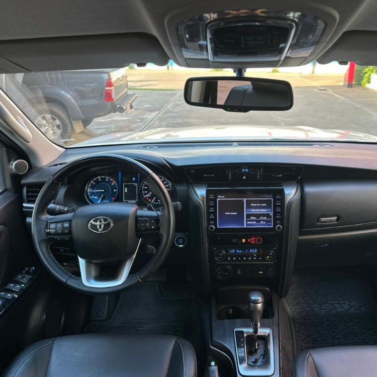 Toyota Fortuner Srv Aut. 2023 — foto 4