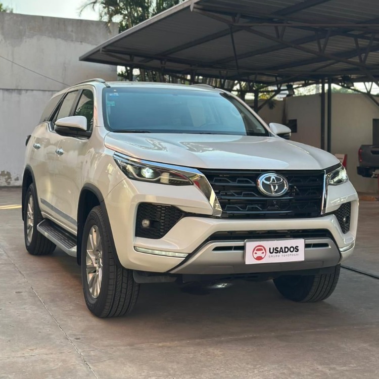 Toyota Fortuner Srv Aut. 2023 - foto 2