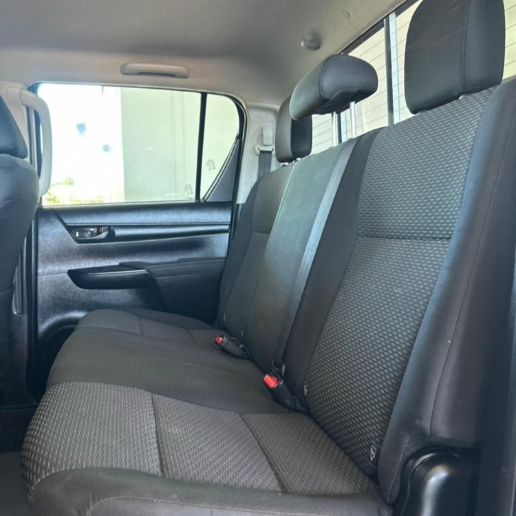 Toyota Hilux D/C 4X4 Dx Mec 2023 — foto 7