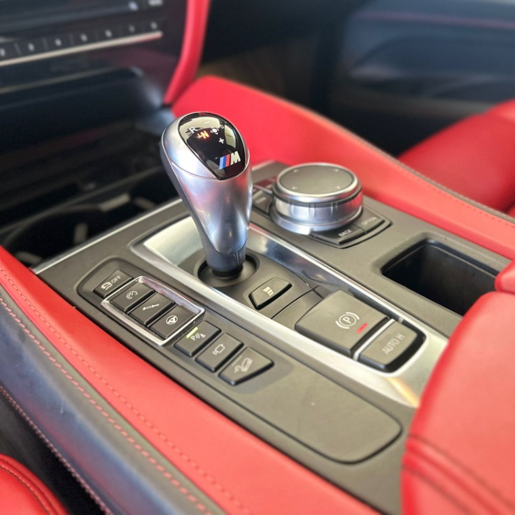 Bmw X6 M 2018 — foto 6