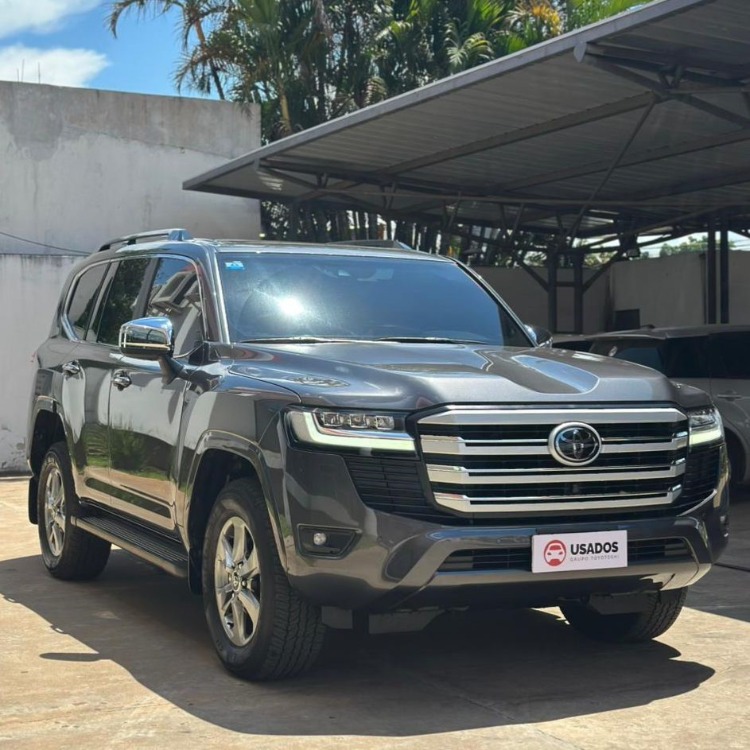 Toyota Land Cruiser 300 Vx. 2025 - foto 2