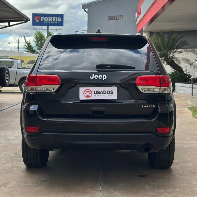 Jeep Grand Cherokee Laredo 4X2 2019 - foto 8