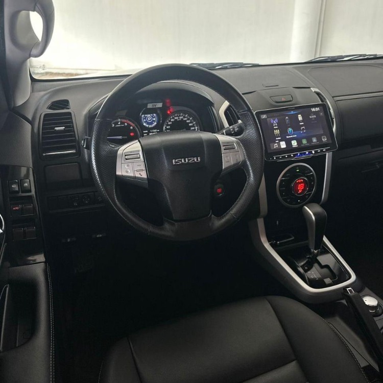 Isuzu Mu-X Aut 4X4 2022 — foto 4