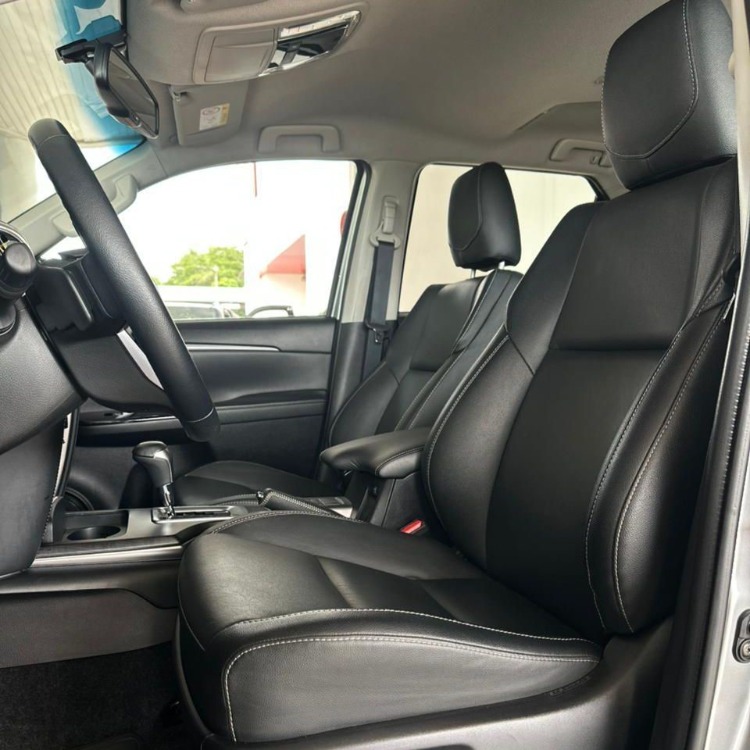 Toyota Fortuner Srv Aut 2023 — foto 7