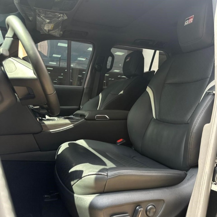 Toyota Land Cruiser 300 Gr-S 2025 - foto 8