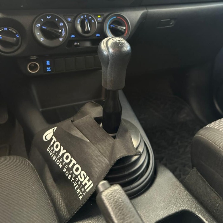 Toyota Hilux D/C 4X4 Dx Mec 2023 — foto 6