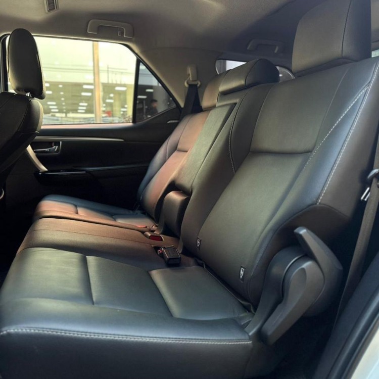 Toyota Fortuner Srv Aut. 2023 - foto 8