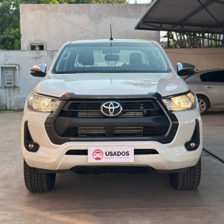 Toyota Hilux D/C 4X4 Sr Aut 2023 - foto 2