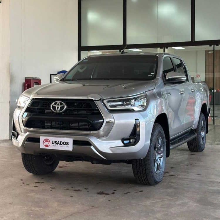 Toyota Hilux D/C 4X4 Srv Mec 2022 - foto 2