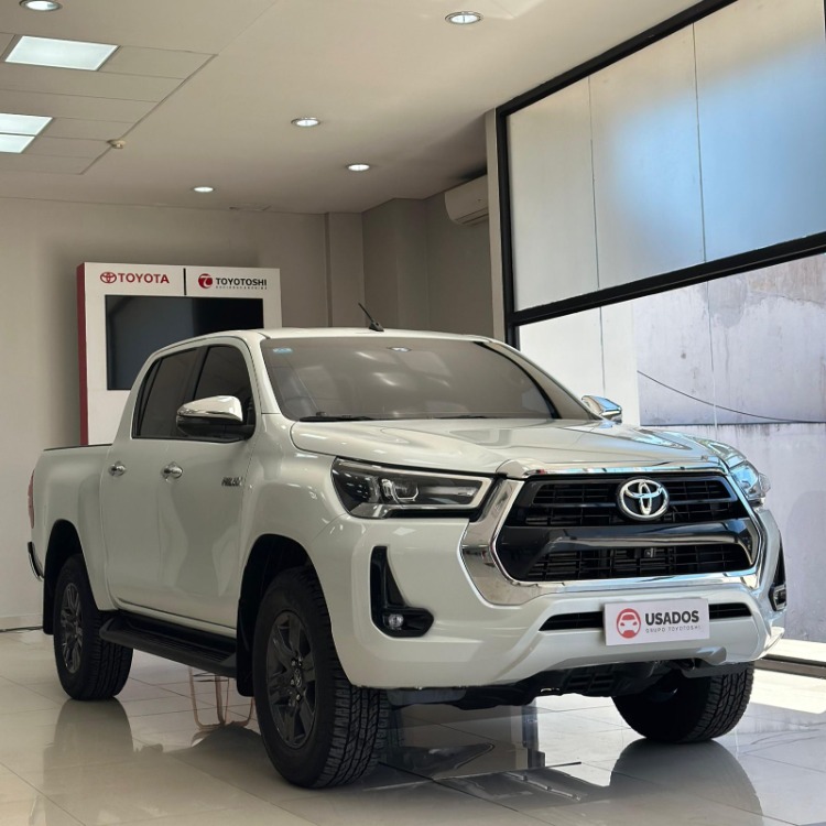 Toyota Hilux D/C 4X4 Srv Mec 2025 - foto 2