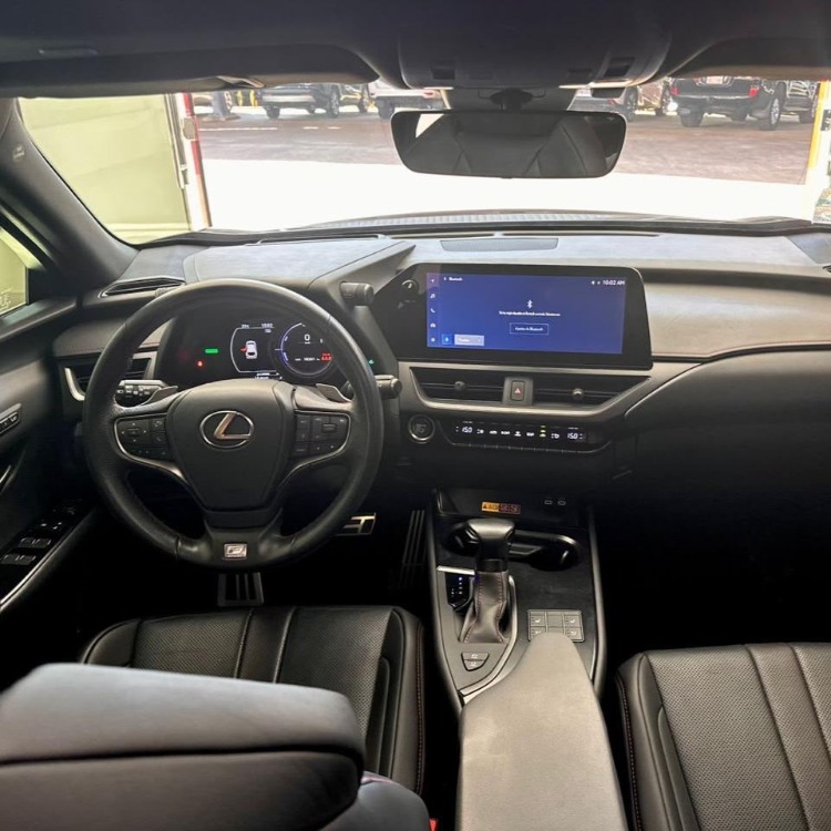 Lexus Ux250H F-Sport 2023 — foto 4