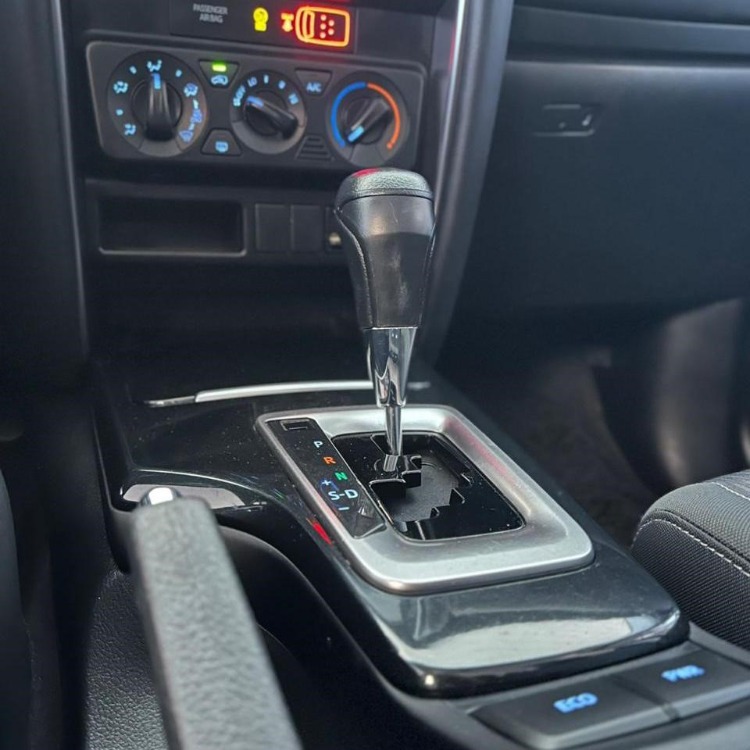 Toyota Fortuner 4X2 Sr Aut 2024 — foto 7