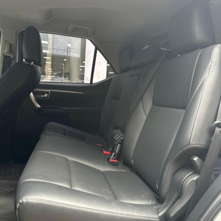 Toyota Fortuner Srv Aut 2023 — foto 7